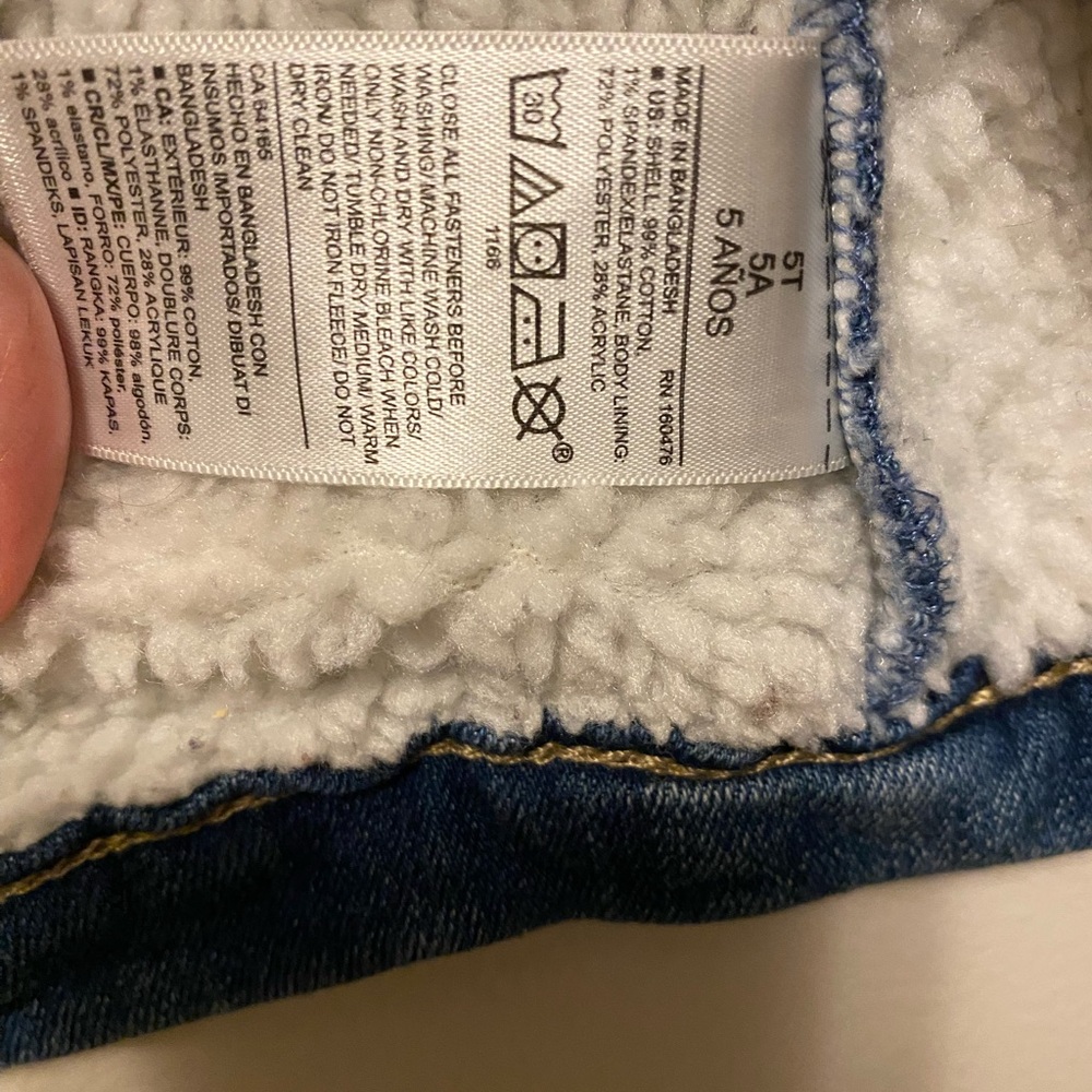 Old Navy Kids Blue Denim Jacket with Soft White Lining - Picture 4 of 4